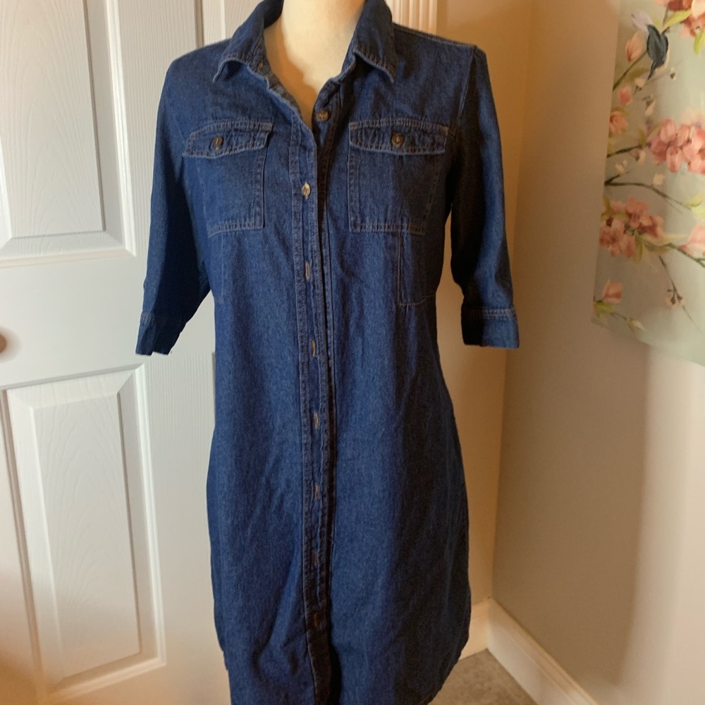 J Gee Jean Dress Size Medium button-front worn once